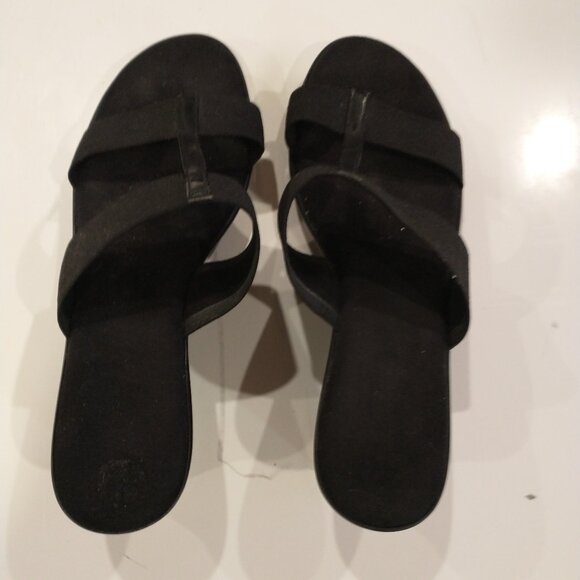 Used Black Italian Sandals Size 10 - Picture 3 of 4